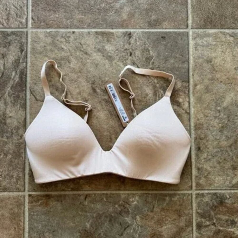 Skims Wireless Form Lightly Lined Bra Sand Size 30A Pre-owned